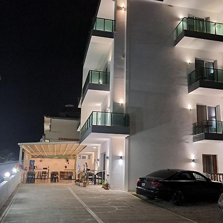 Hotel Vathi Ksamil Exterior photo