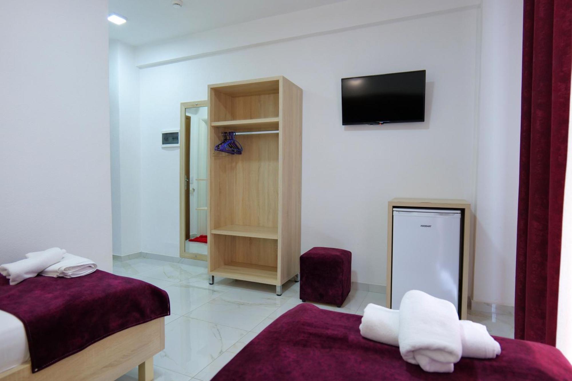 Hotel Vathi Ksamil Exterior photo